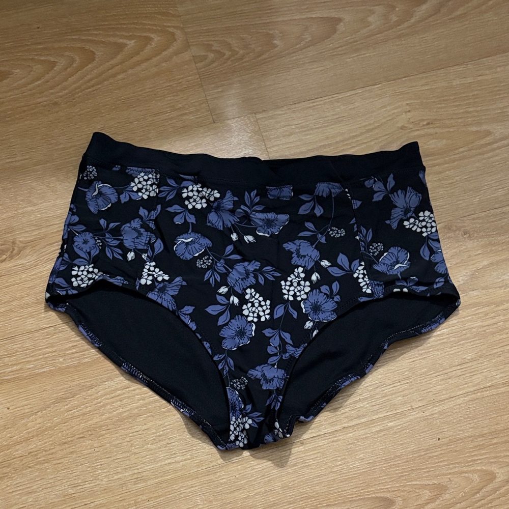 Adore Me Floral bikini bottoms - Black and Blue